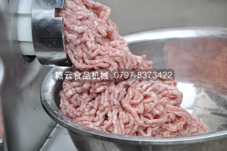 绞好的肉粒